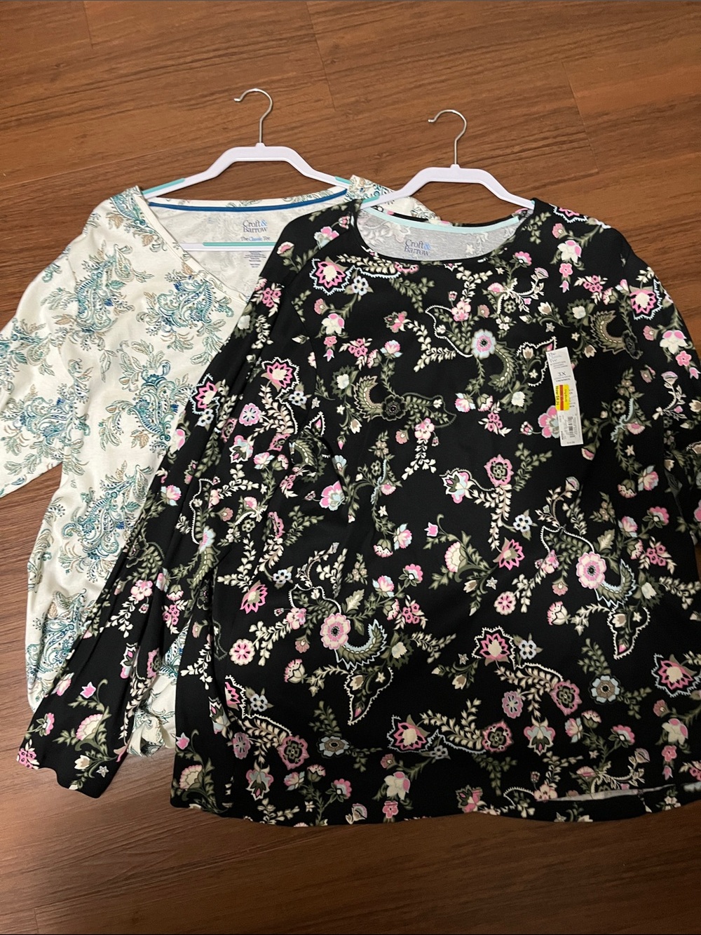 croft & barrow Black Floral Long Sleeve Tee